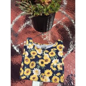 Vintage 90’s Sunflower Crop(ish) Tee!